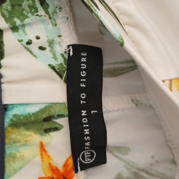 Fashion to Figure Tropical Floral Maxi Skirt tropical green White YEllow size 1 - Picture 5 of 7